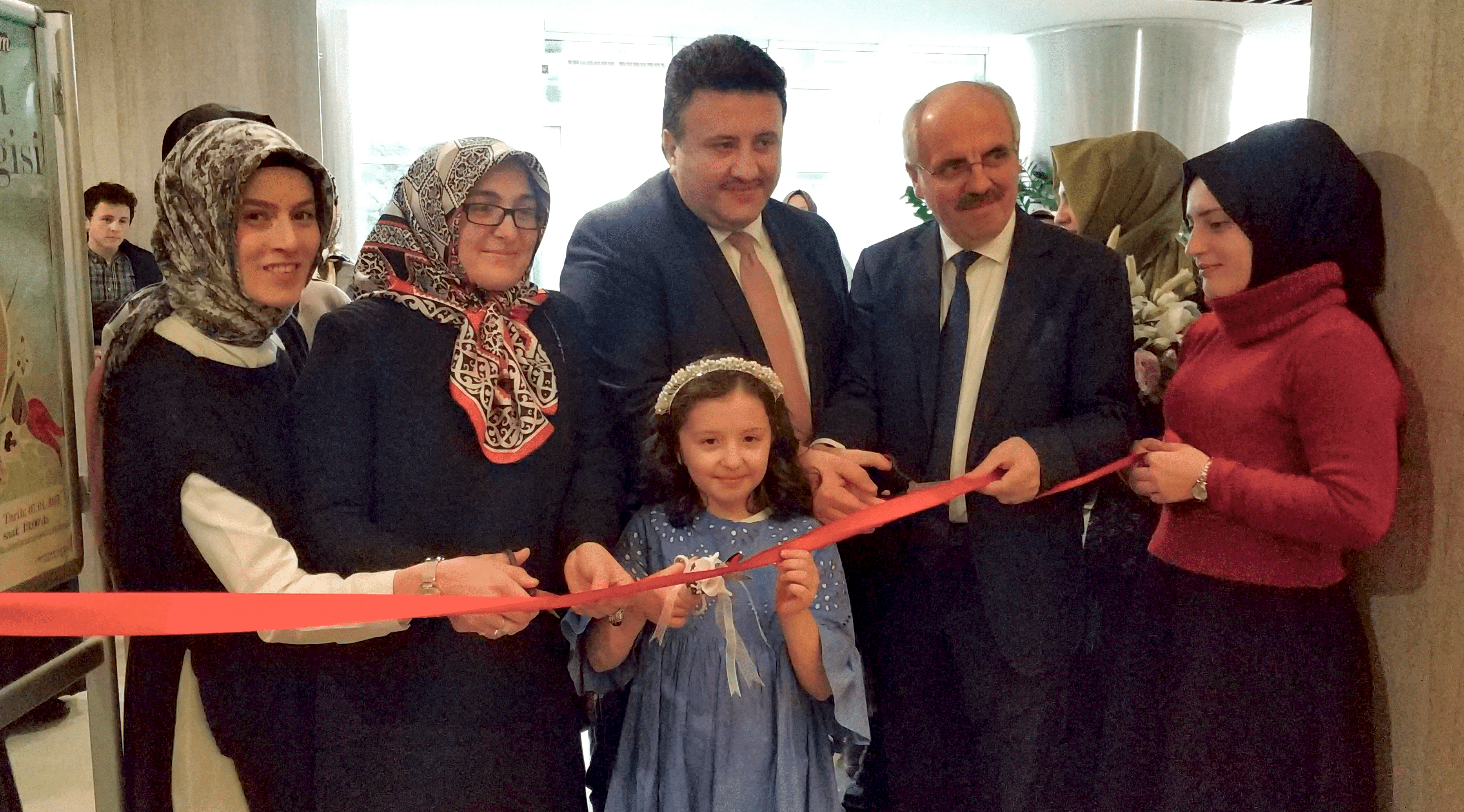 Ebru Çocuk Sınıfı Öğrencimiz Aslıhan Sam'ın İlk Sergisi